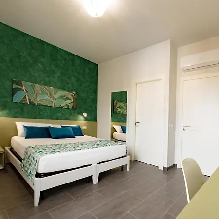 Celeste 4* تْشيفالو